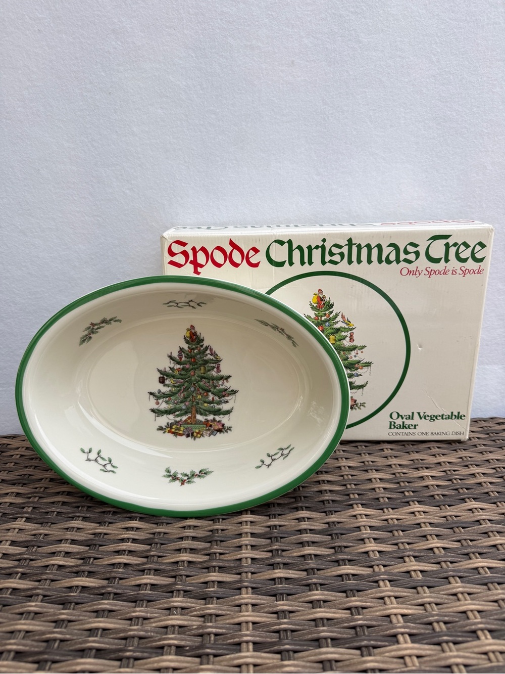 Vintage Spode Christmas Tree Oval Vegetable Baker 12.5" England Baking Dish Box